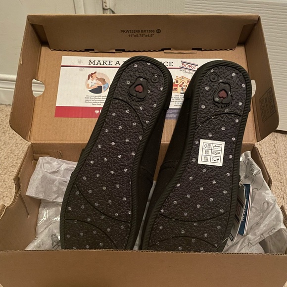 BOBS from Sketchers- Women’s Peace and Love Flat. Size 8 WIDE - Picture 5 of 7